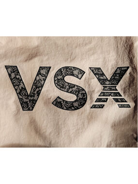 VSX By Victoria's Secret Pink Ripstop Sport Zip Tote NEW Floral Logo